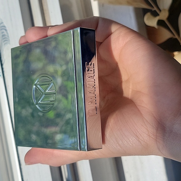 Il Makiage 4 shade eyeshadow pallete - Picture 4 of 5